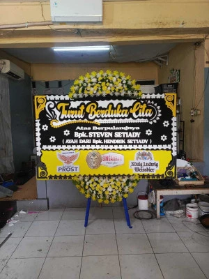 Papan Bunga di Larangan