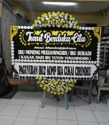 Papan Bunga di Larangan